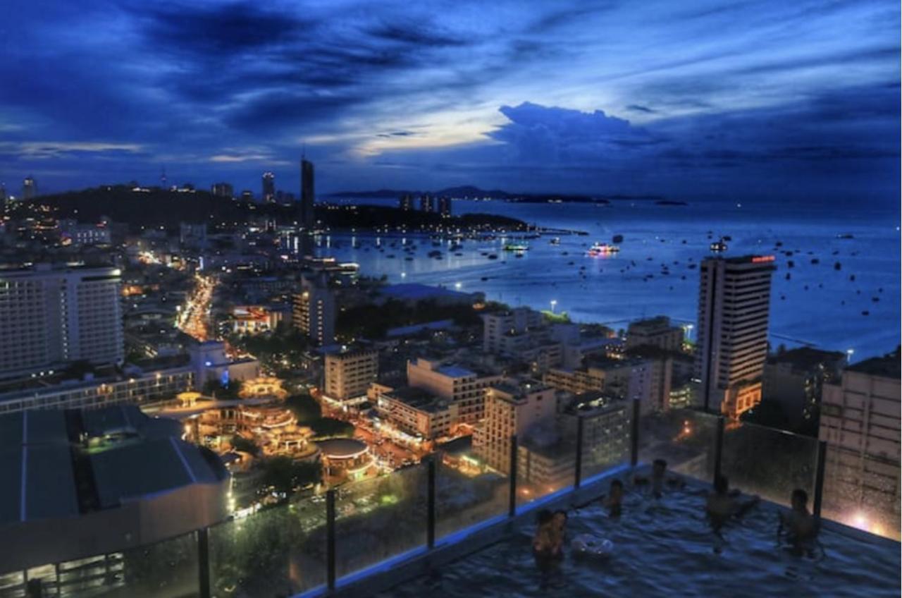 The Base Central Pattaya By Wwc 외부 사진