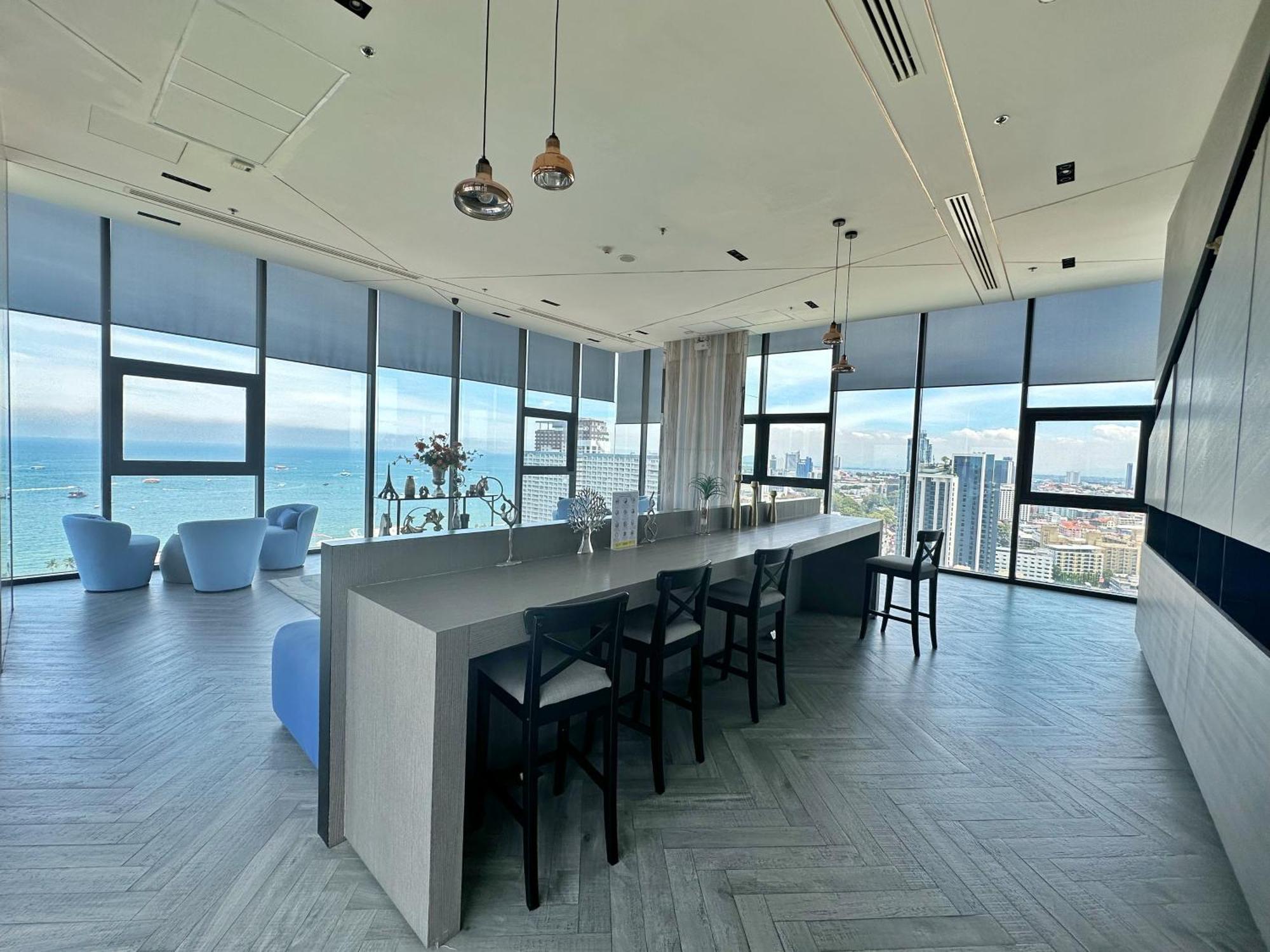 The Base Central Pattaya By Wwc 외부 사진